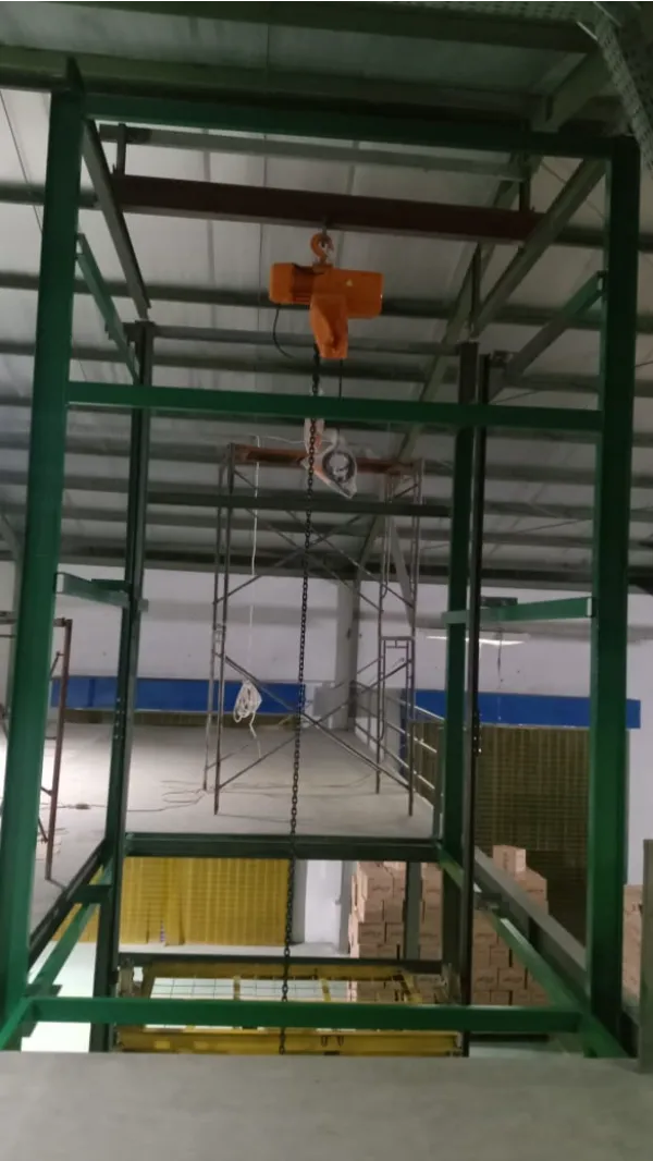 Lift Barang Sedco Jaya 4